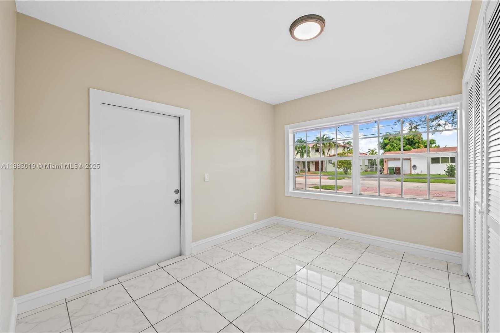 Small Image of 1656 WEST 80TH ST, Hialeah Number 17