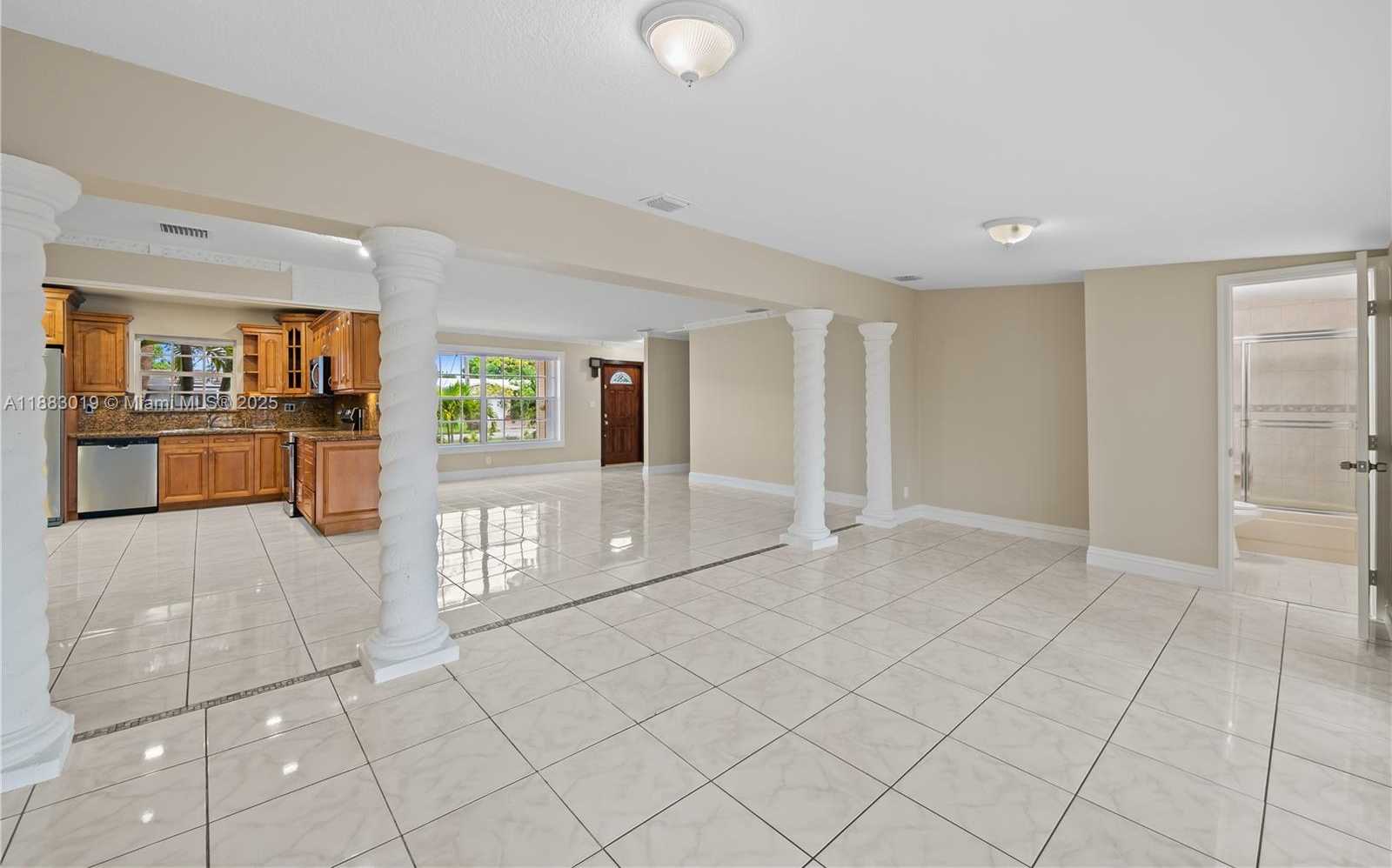 Small Image of 1656 WEST 80TH ST, Hialeah Number 7