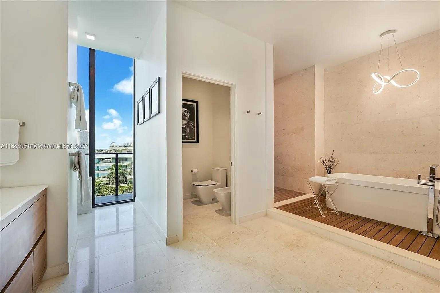 Small Image of 3581 EAST GLENCOE ST #605, Coconut Grove Number 16
