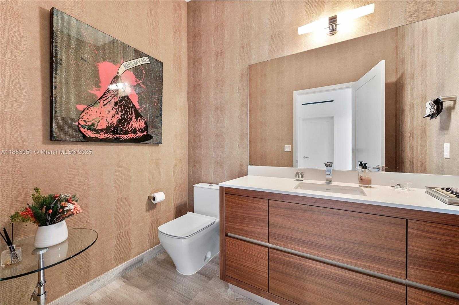 Small Image of 3581 EAST GLENCOE ST #605, Coconut Grove Number 23