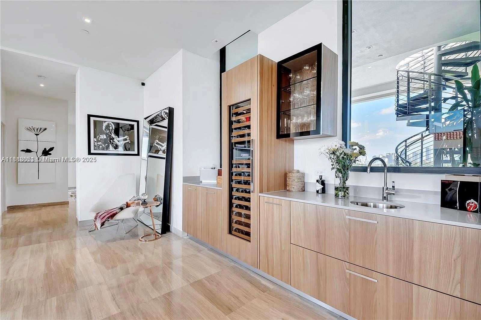 Small Image of 3581 EAST GLENCOE ST #605, Coconut Grove Number 5