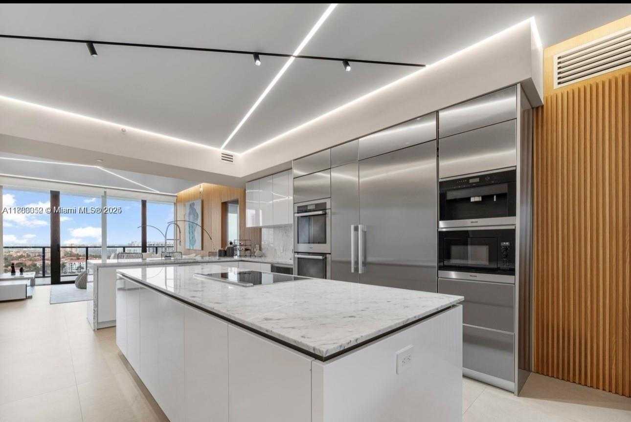 Small Image of 5000 ISLAND ESTATES DR #1206, Aventura Number 11