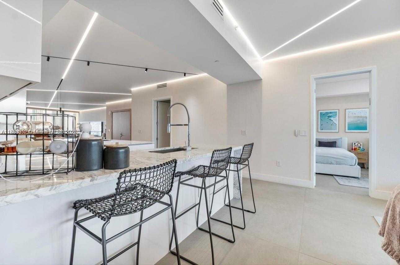Small Image of 5000 ISLAND ESTATES DR #1206, Aventura Number 14