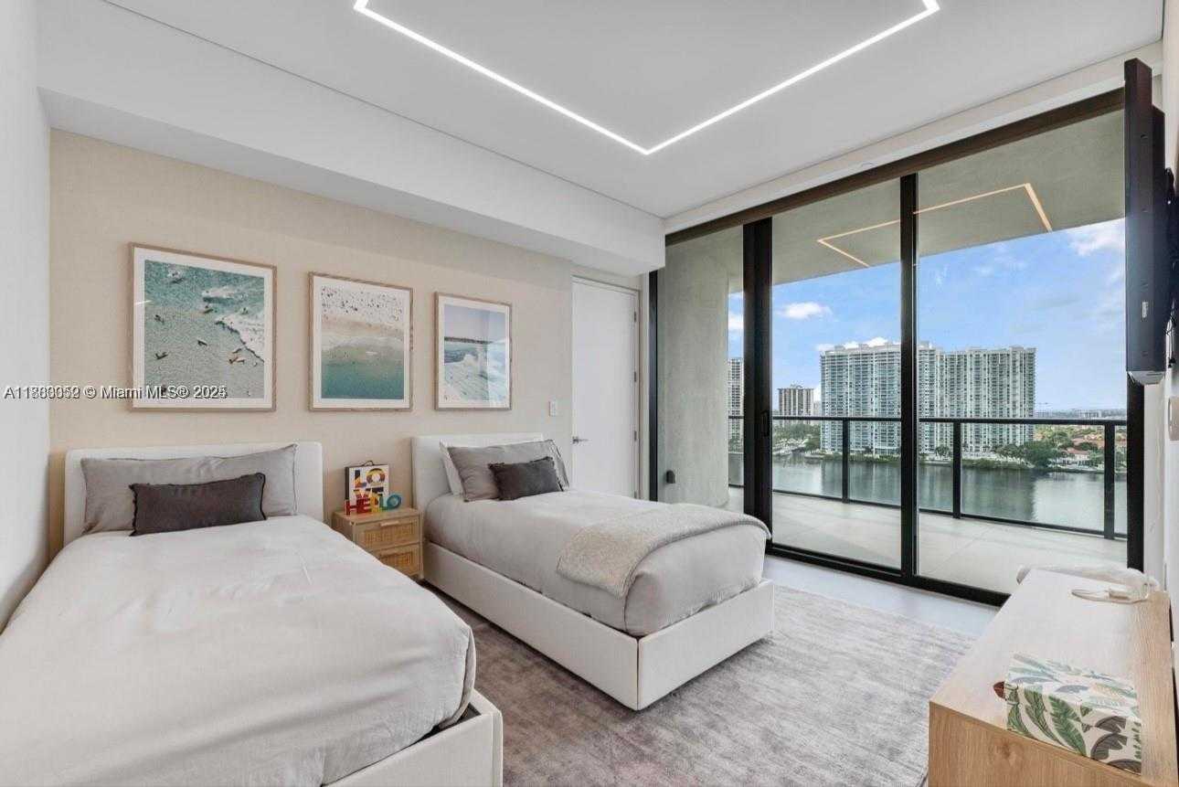 Small Image of 5000 ISLAND ESTATES DR #1206, Aventura Number 26