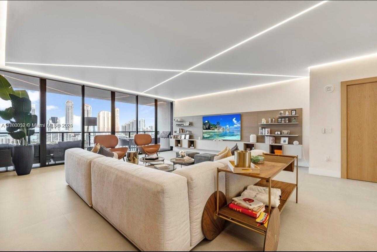 Small Image of 5000 ISLAND ESTATES DR #1206, Aventura Number 3