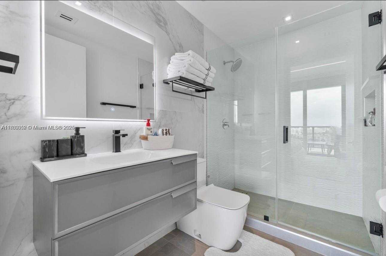 Small Image of 5000 ISLAND ESTATES DR #1206, Aventura Number 33