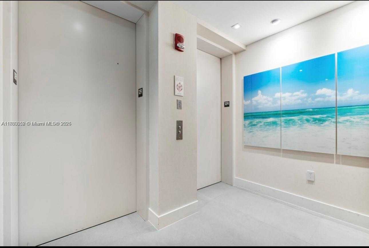 Small Image of 5000 ISLAND ESTATES DR #1206, Aventura Number 55