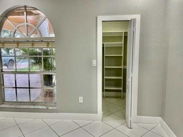 Small Image of 13710 SOUTH WEST 36TH ST, Miami Number 17