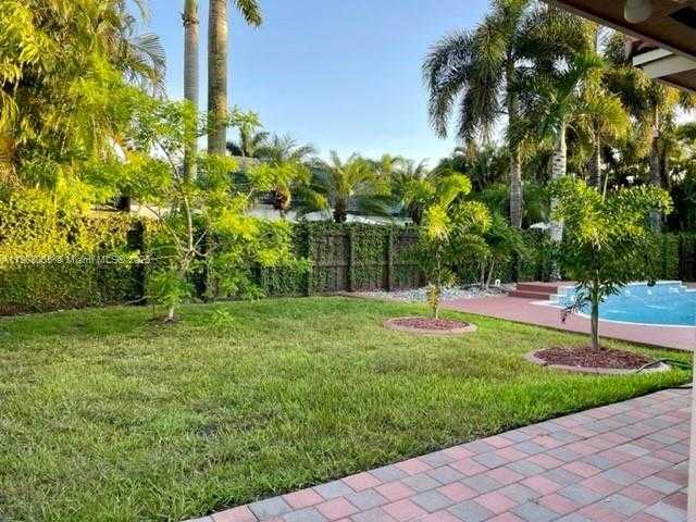 Small Image of 13710 SOUTH WEST 36TH ST, Miami Number 28