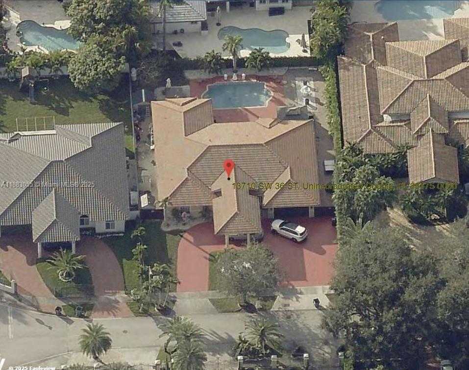 Small Image of 13710 SOUTH WEST 36TH ST, Miami Number 30