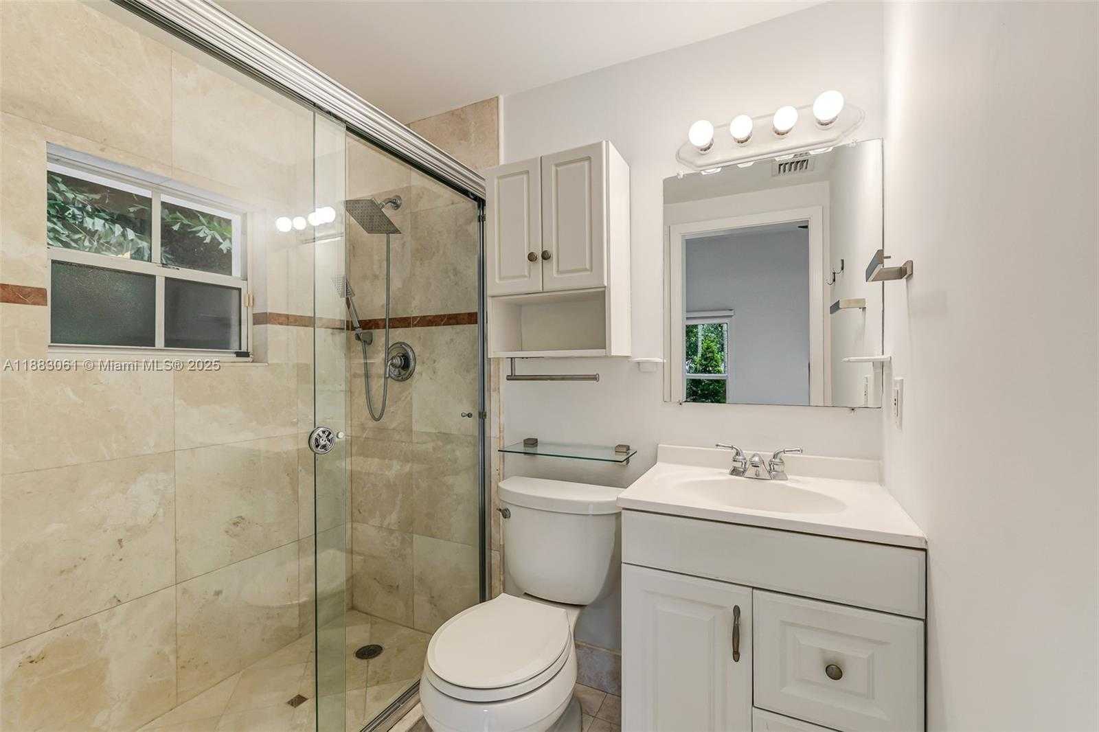 Small Image of 184 PALOMA DR, Coral Gables Number 11