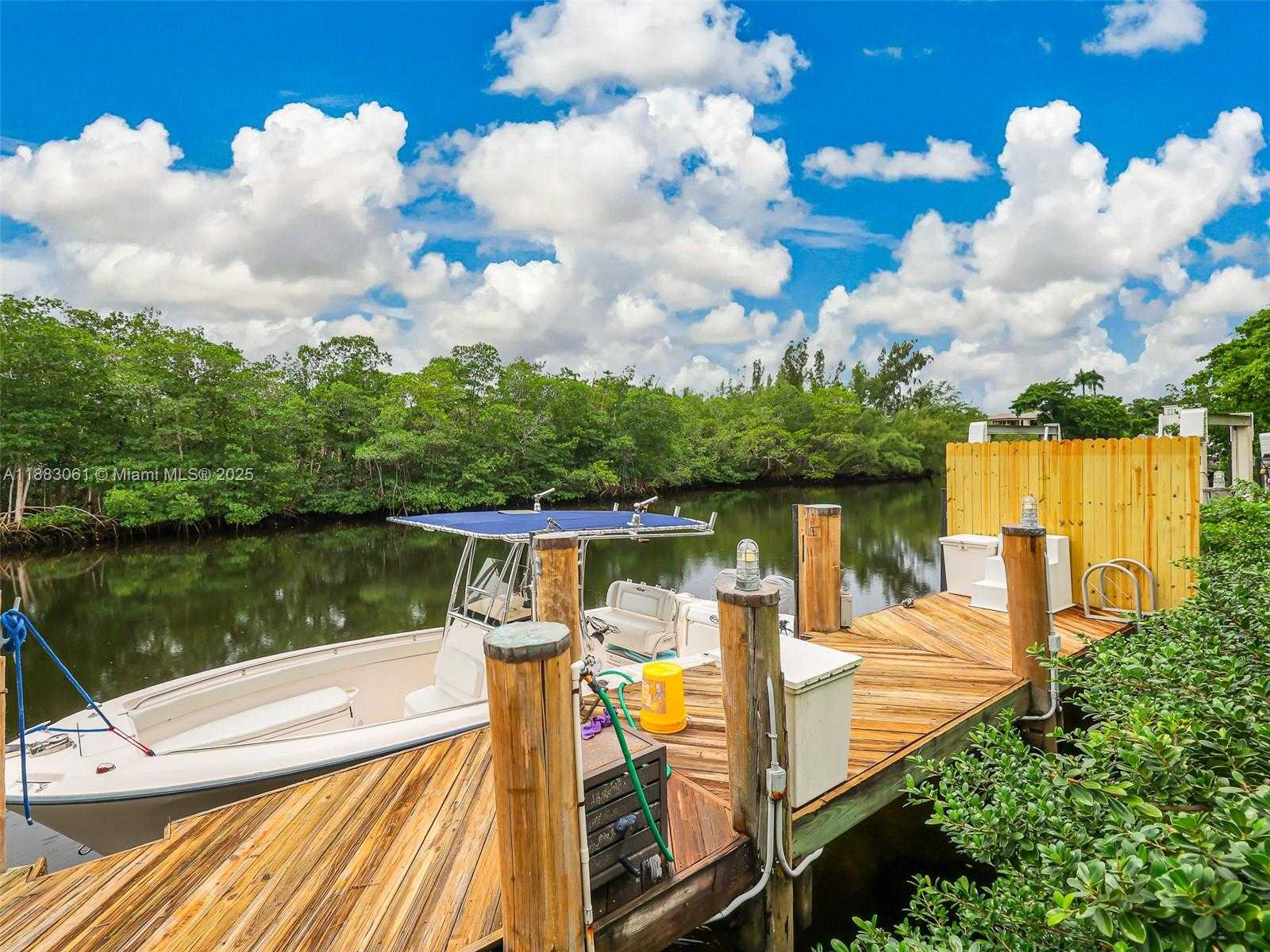 Small Image of 184 PALOMA DR, Coral Gables Number 17