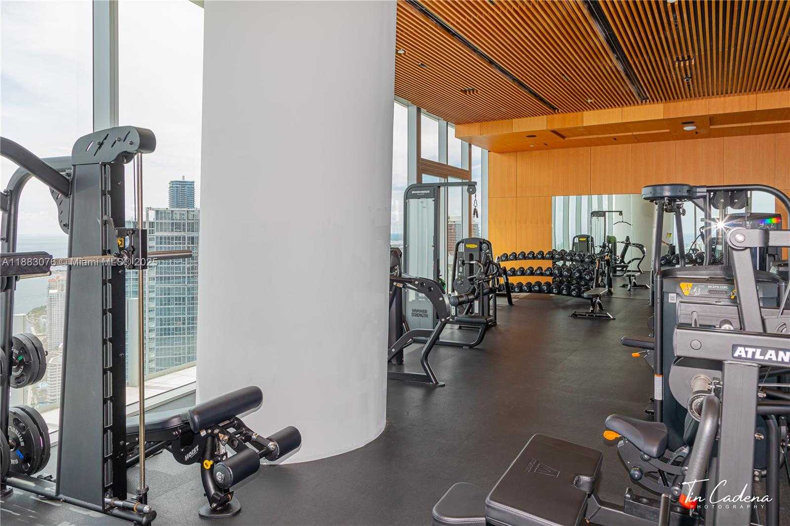Small Image of 300 BISCAYNE BOULEVARD WAY #2606W, Miami Number 17