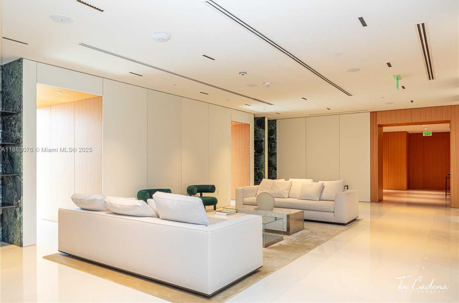 Small Image of 300 BISCAYNE BOULEVARD WAY #2606W, Miami Number 18