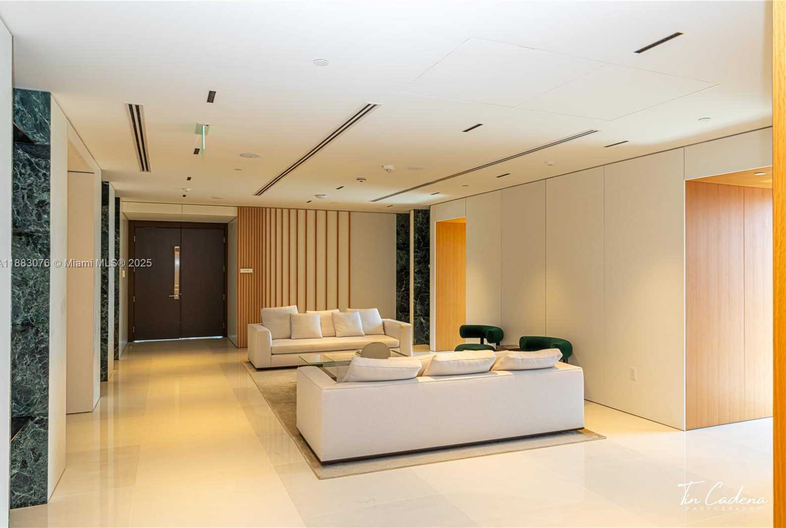 Small Image of 300 BISCAYNE BOULEVARD WAY #2606W, Miami Number 22