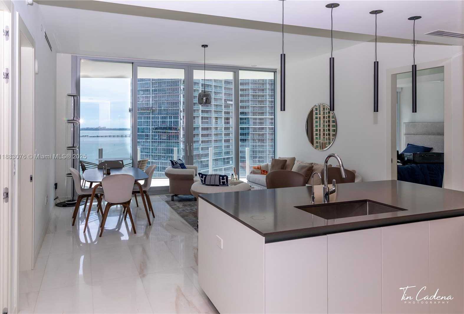 Small Image of 300 BISCAYNE BOULEVARD WAY #2606W, Miami Number 7