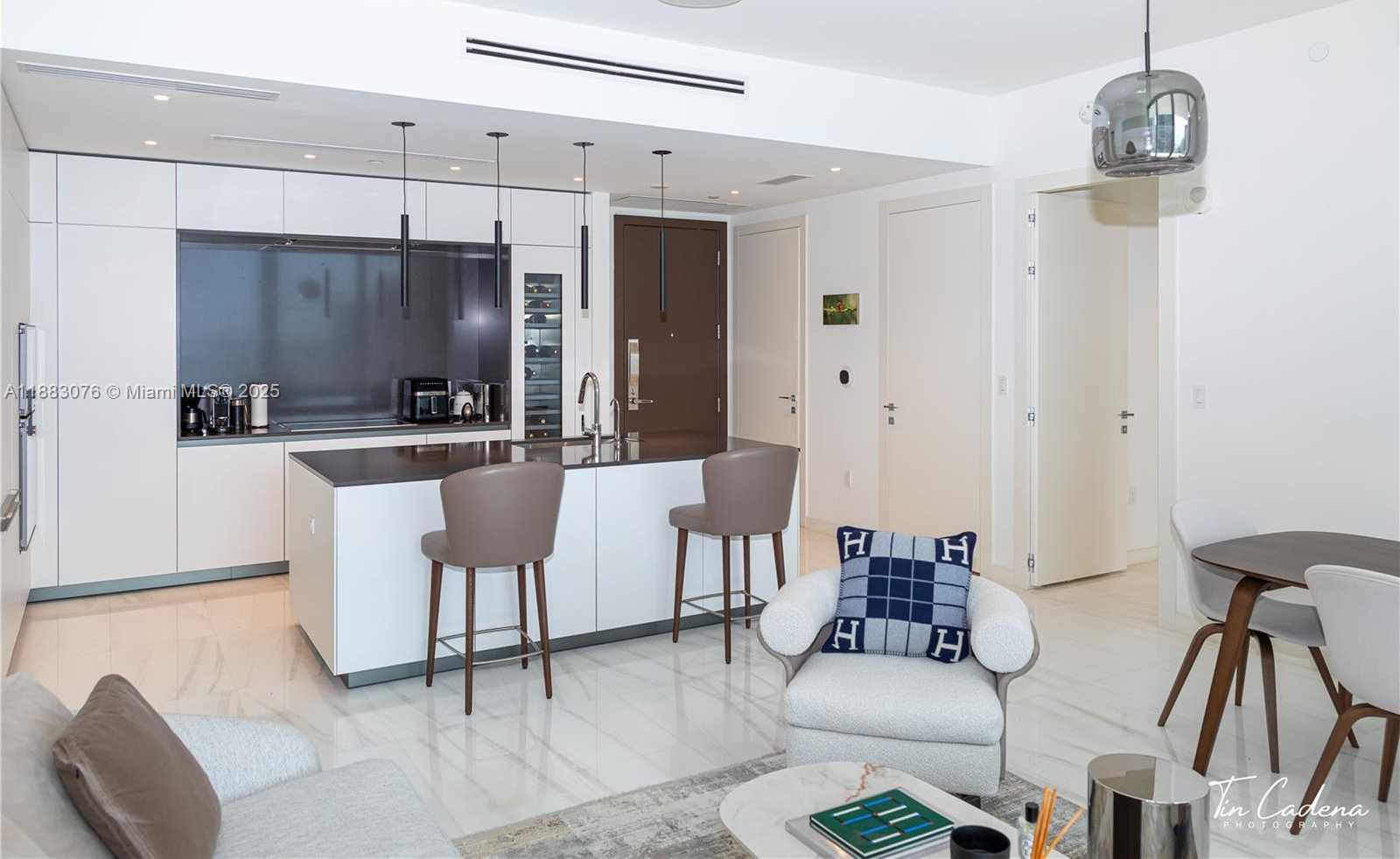 Small Image of 300 BISCAYNE BOULEVARD WAY #2606W, Miami Number 9