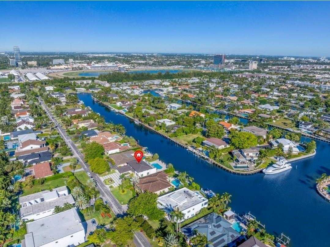 Small Image of 406 HOLIDAY DR, Hallandale Beach Number 33