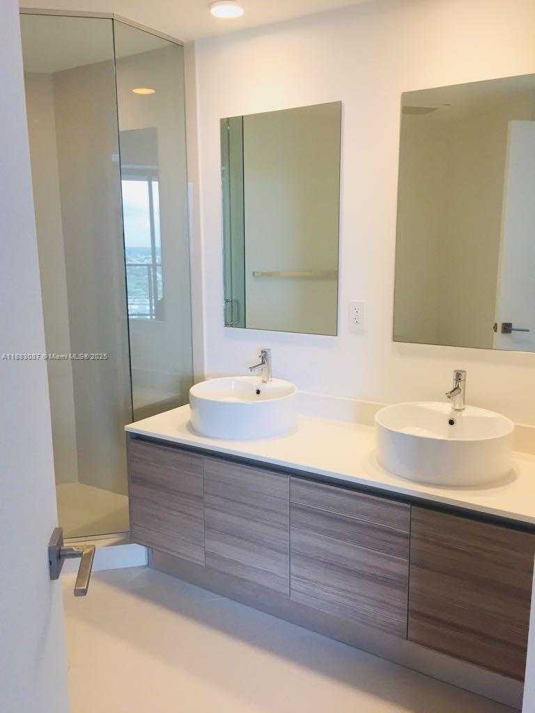Small Image of 121 NORTH EAST 34TH STREET #2316, Miami Number 16