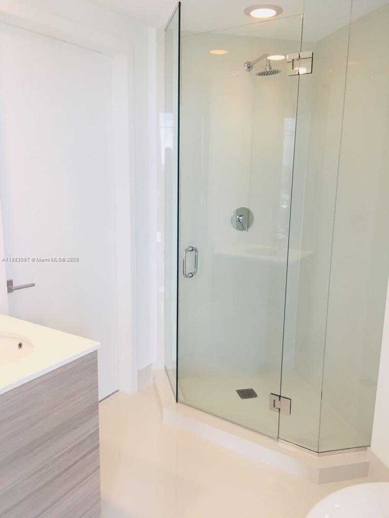 Small Image of 121 NORTH EAST 34TH STREET #2316, Miami Number 18