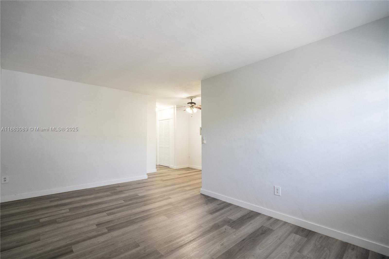 Small Image of 1190 71ST ST #9, Miami Beach Number 3