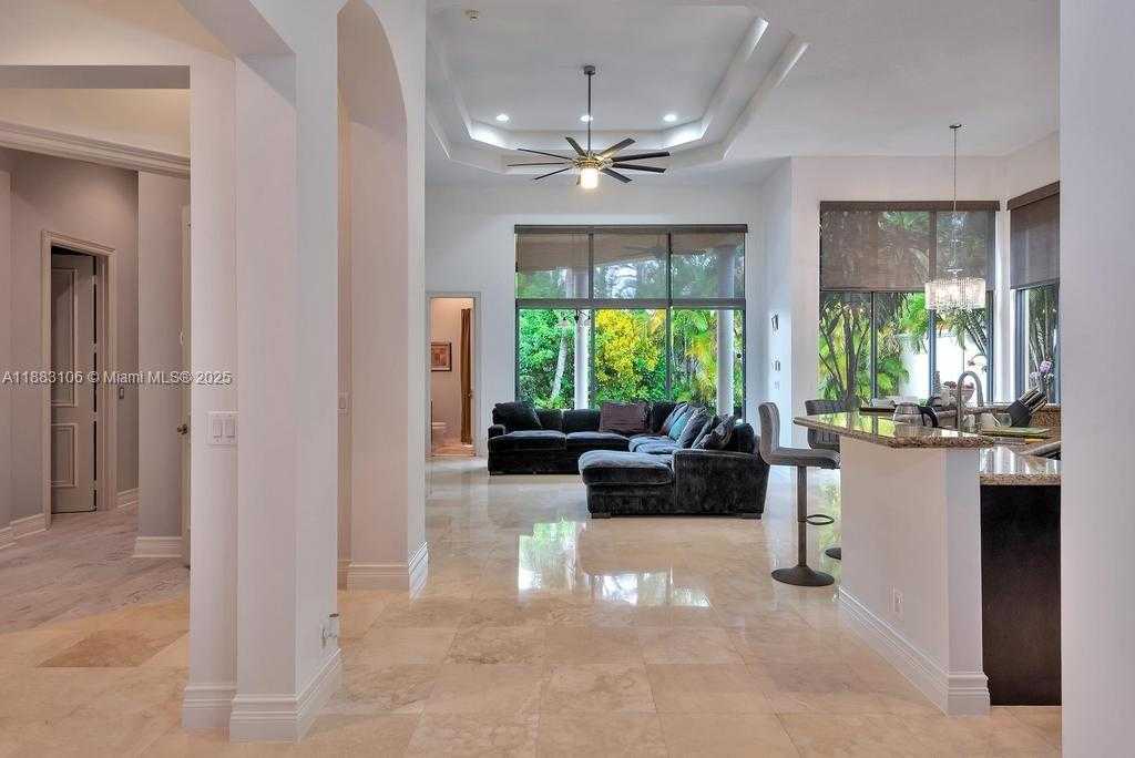 Small Image of 17931 LAKE AZURE WAY, Boca Raton Number 11