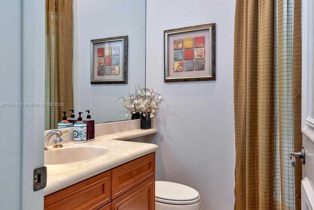 Small Image of 17931 LAKE AZURE WAY, Boca Raton Number 20