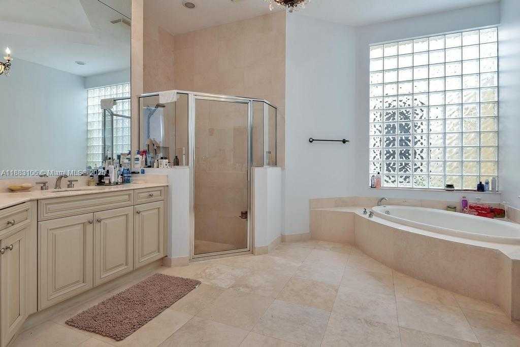Small Image of 17931 LAKE AZURE WAY, Boca Raton Number 27