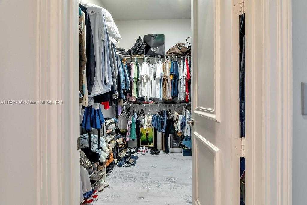 Small Image of 17931 LAKE AZURE WAY, Boca Raton Number 29