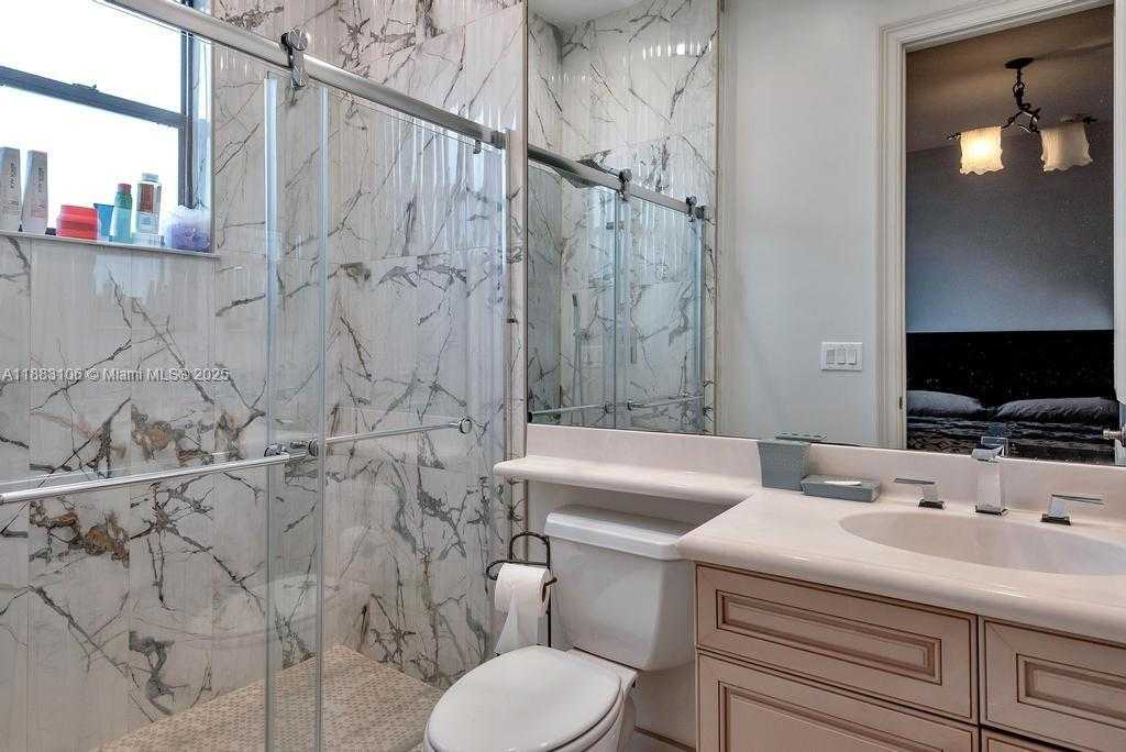 Small Image of 17931 LAKE AZURE WAY, Boca Raton Number 32