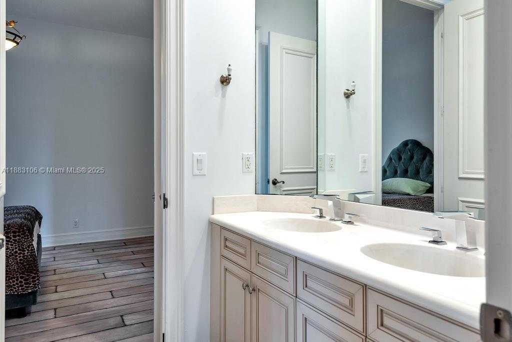 Small Image of 17931 LAKE AZURE WAY, Boca Raton Number 39