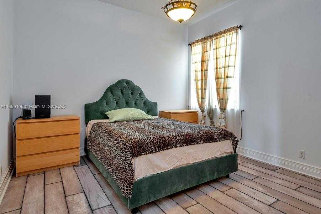 Small Image of 17931 LAKE AZURE WAY, Boca Raton Number 43