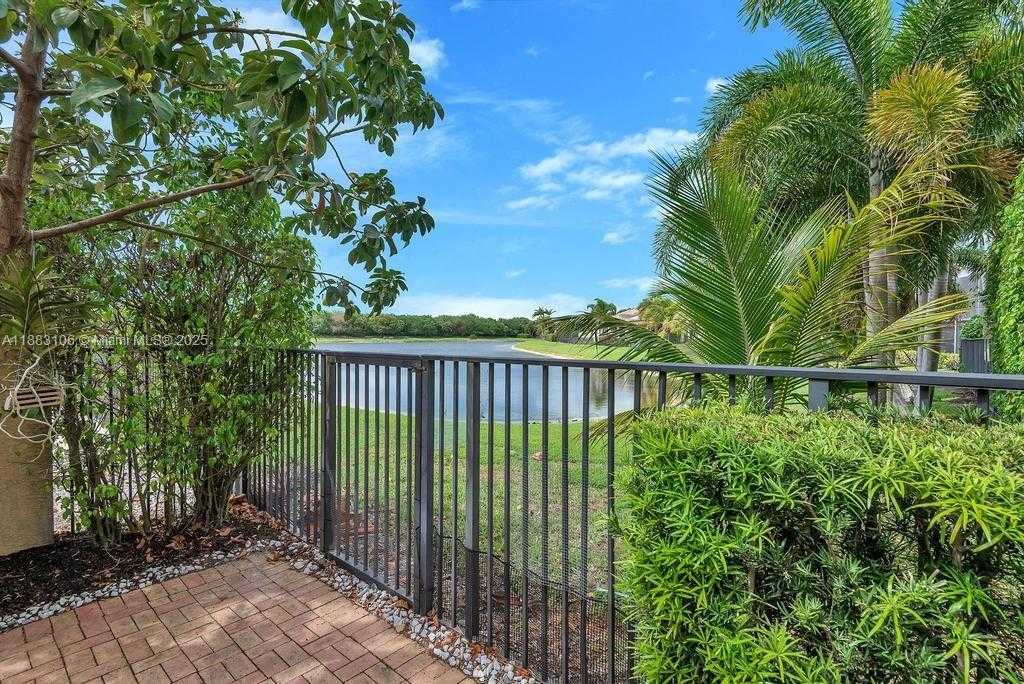 Small Image of 17931 LAKE AZURE WAY, Boca Raton Number 49