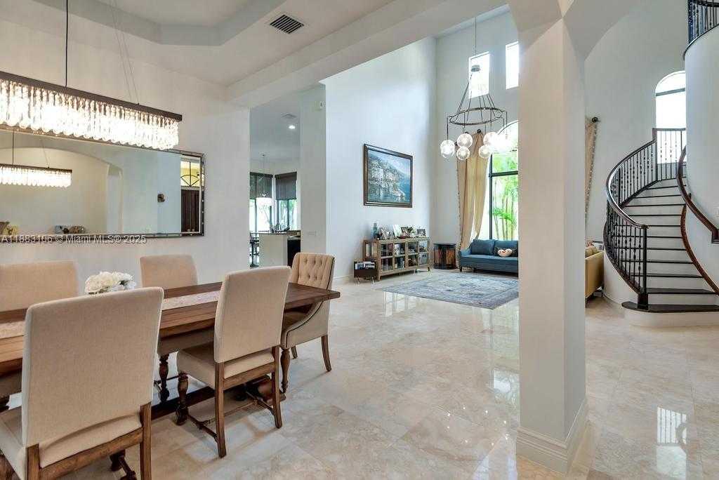 Small Image of 17931 LAKE AZURE WAY, Boca Raton Number 9