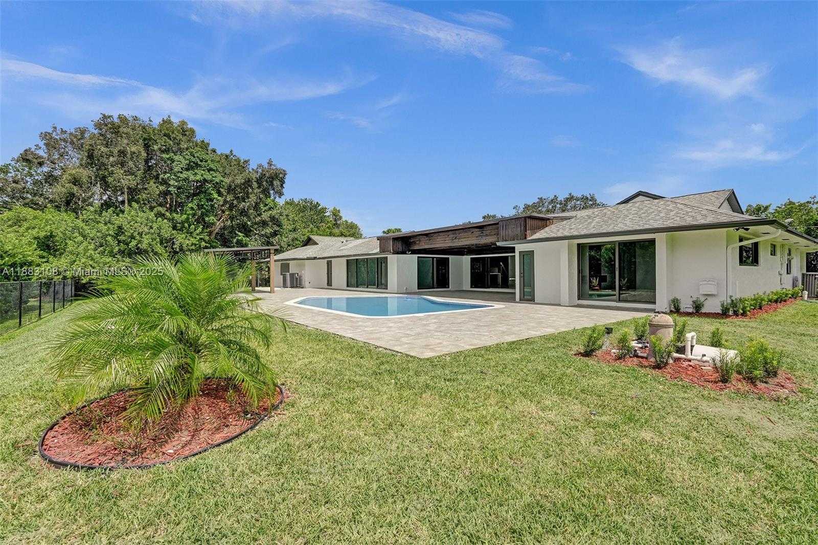 Small Image of 12100 NORTH WEST 6TH ST, Plantation Number 12