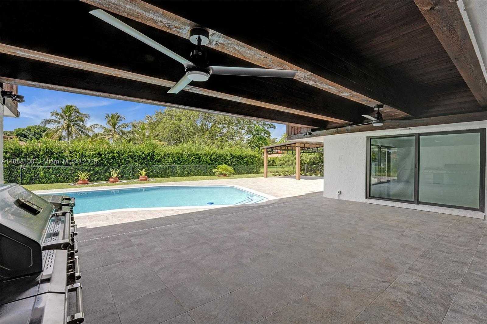 Small Image of 12100 NORTH WEST 6TH ST, Plantation Number 19