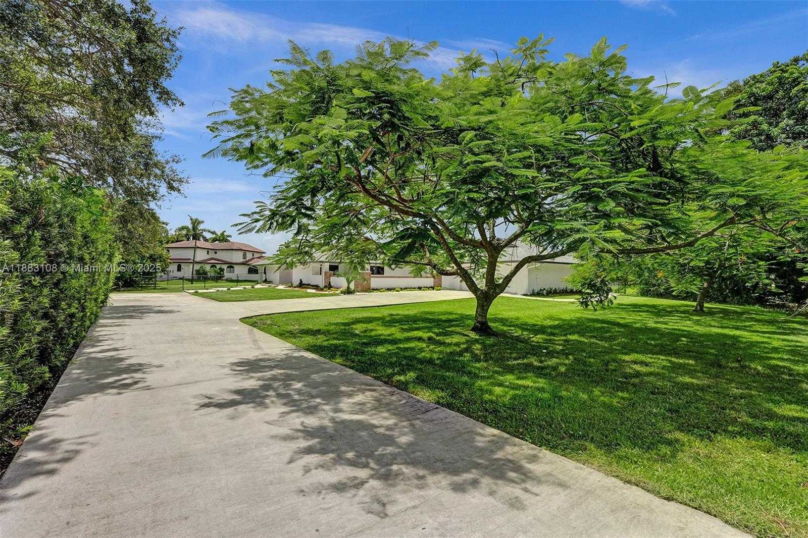 Small Image of 12100 NORTH WEST 6TH ST, Plantation Number 2