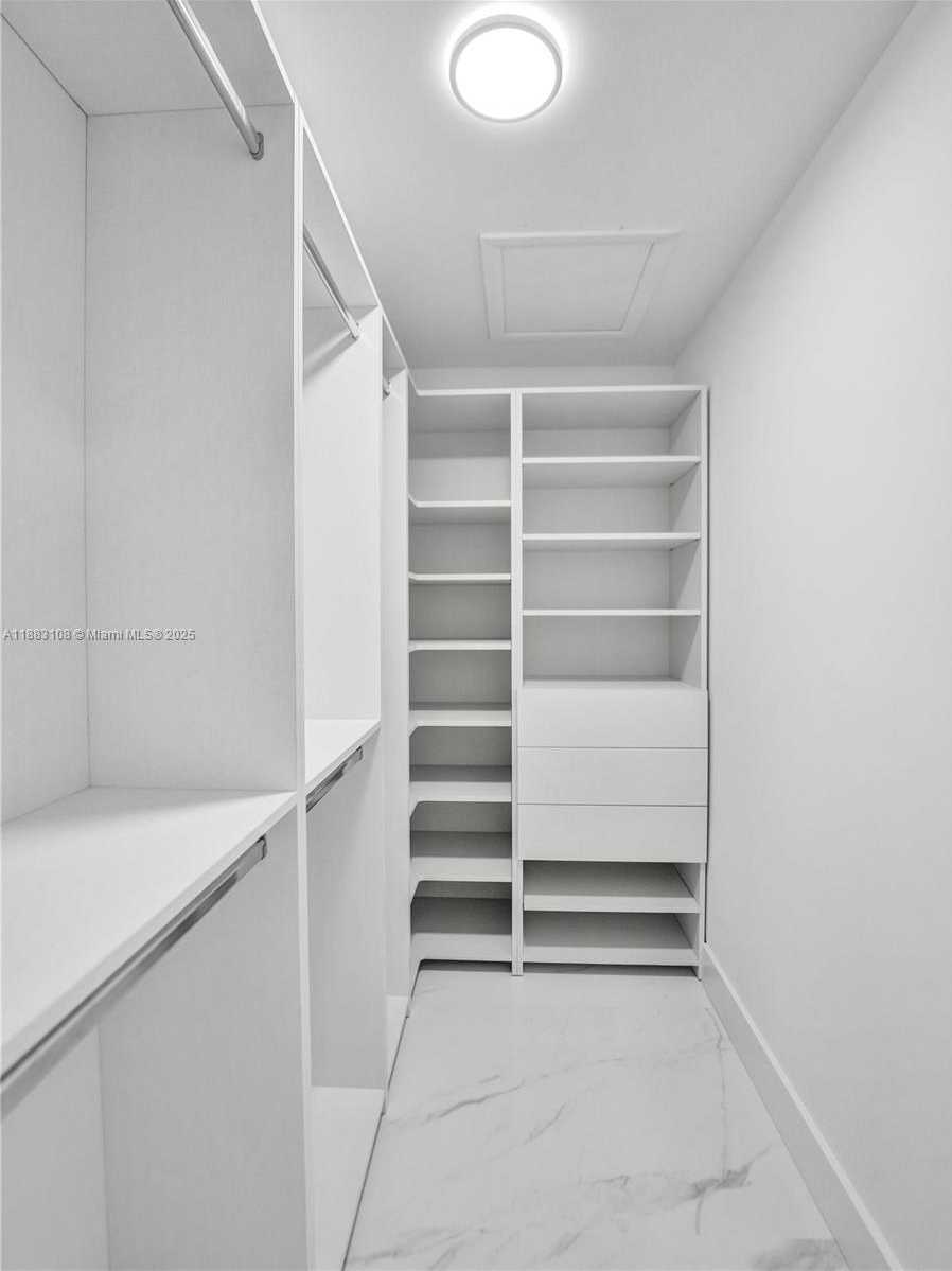 Small Image of 12100 NORTH WEST 6TH ST, Plantation Number 29