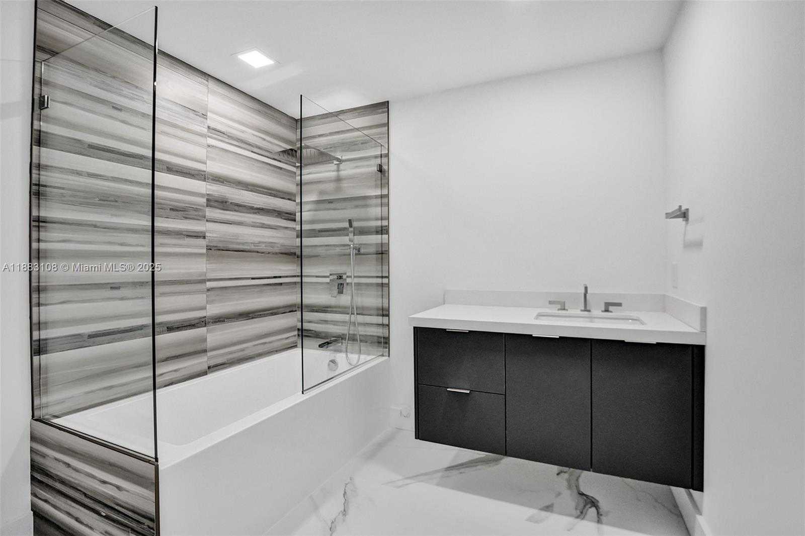Small Image of 12100 NORTH WEST 6TH ST, Plantation Number 31