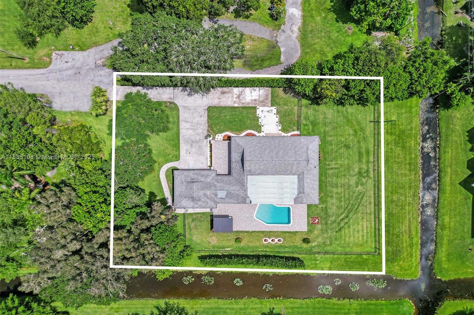 Small Image of 12100 NORTH WEST 6TH ST, Plantation Number 68