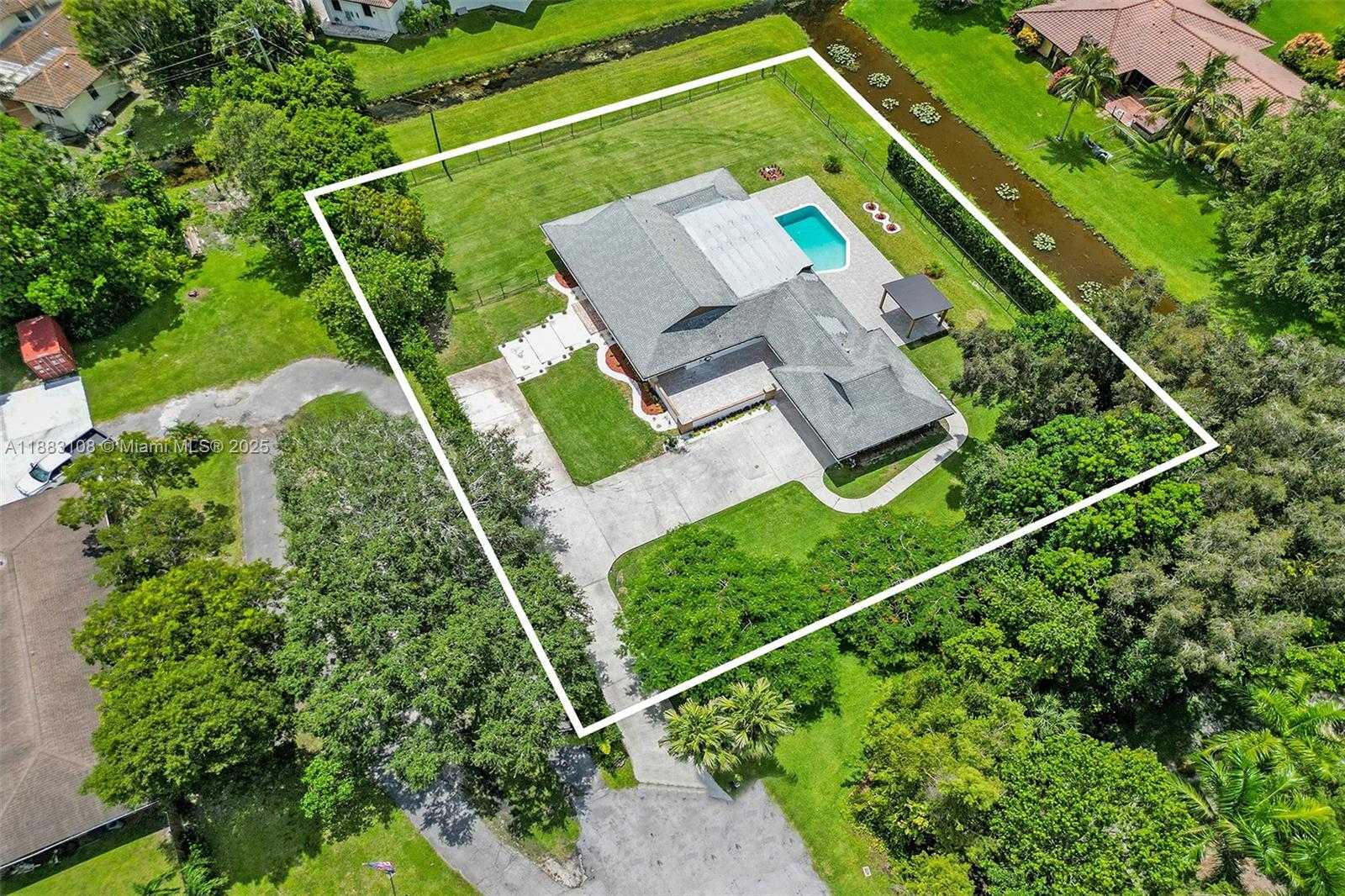 Small Image of 12100 NORTH WEST 6TH ST, Plantation Number 72
