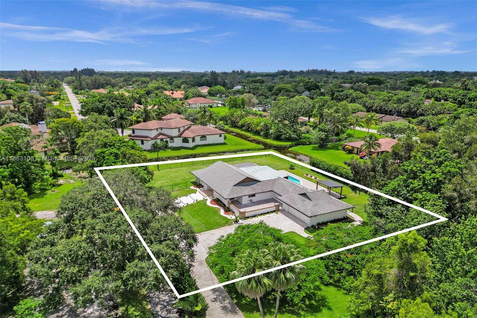 Small Image of 12100 NORTH WEST 6TH ST, Plantation Number 73