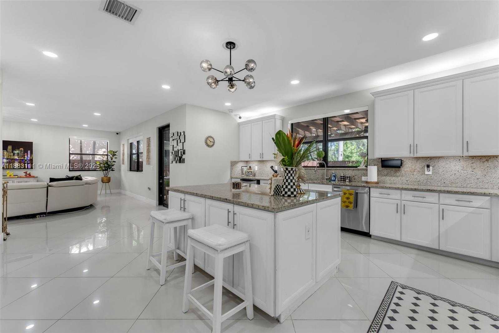 Small Image of 9805 NORTH WEST 89TH TER, Doral Number 14
