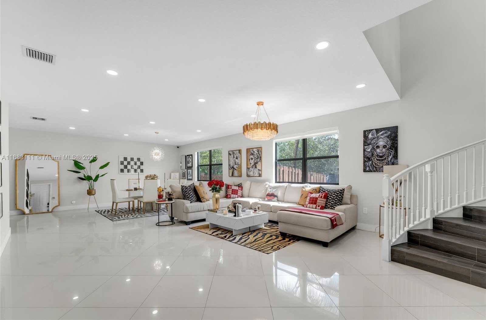 Small Image of 9805 NORTH WEST 89TH TER, Doral Number 4