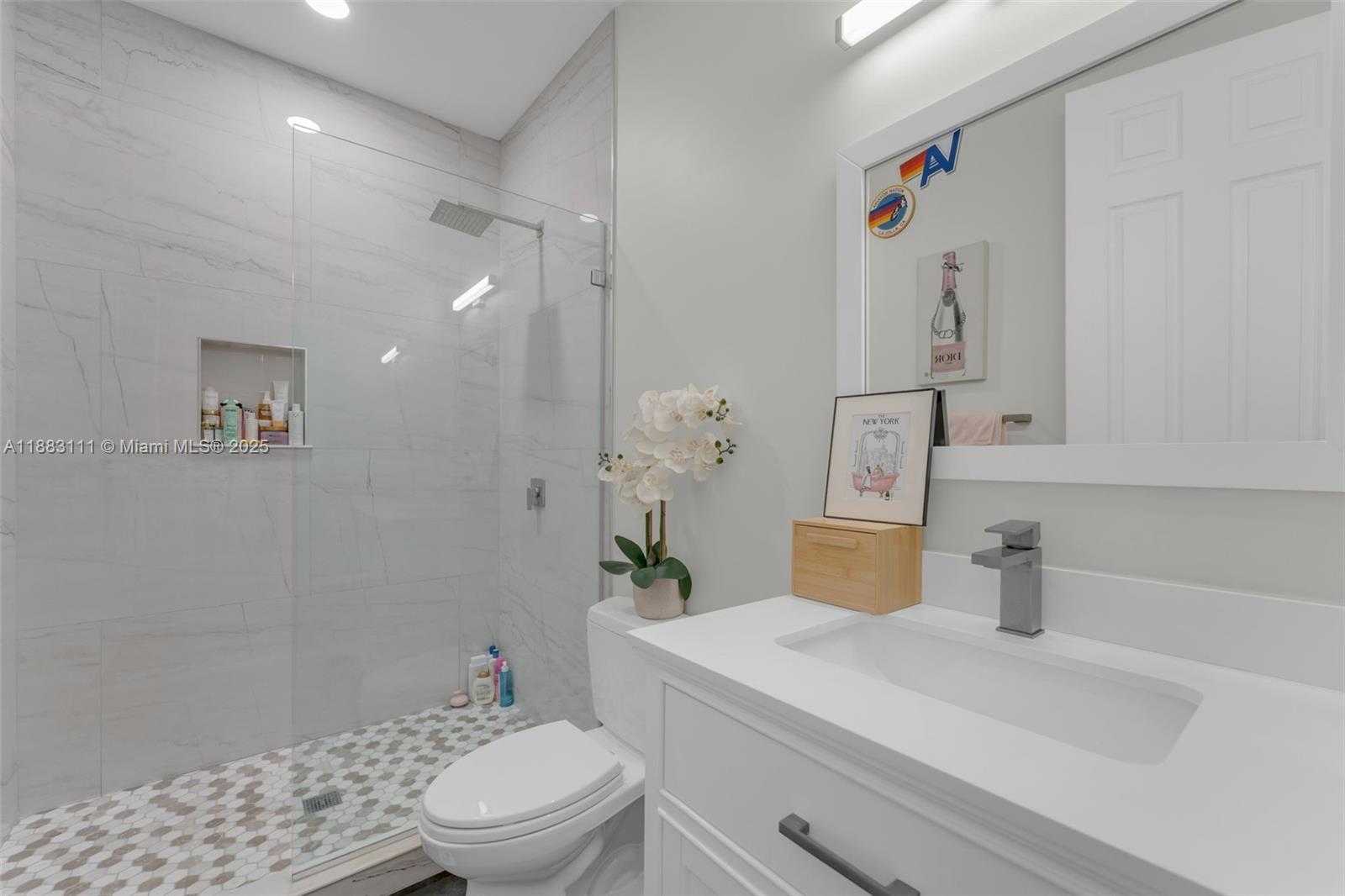 Small Image of 9805 NORTH WEST 89TH TER, Doral Number 43