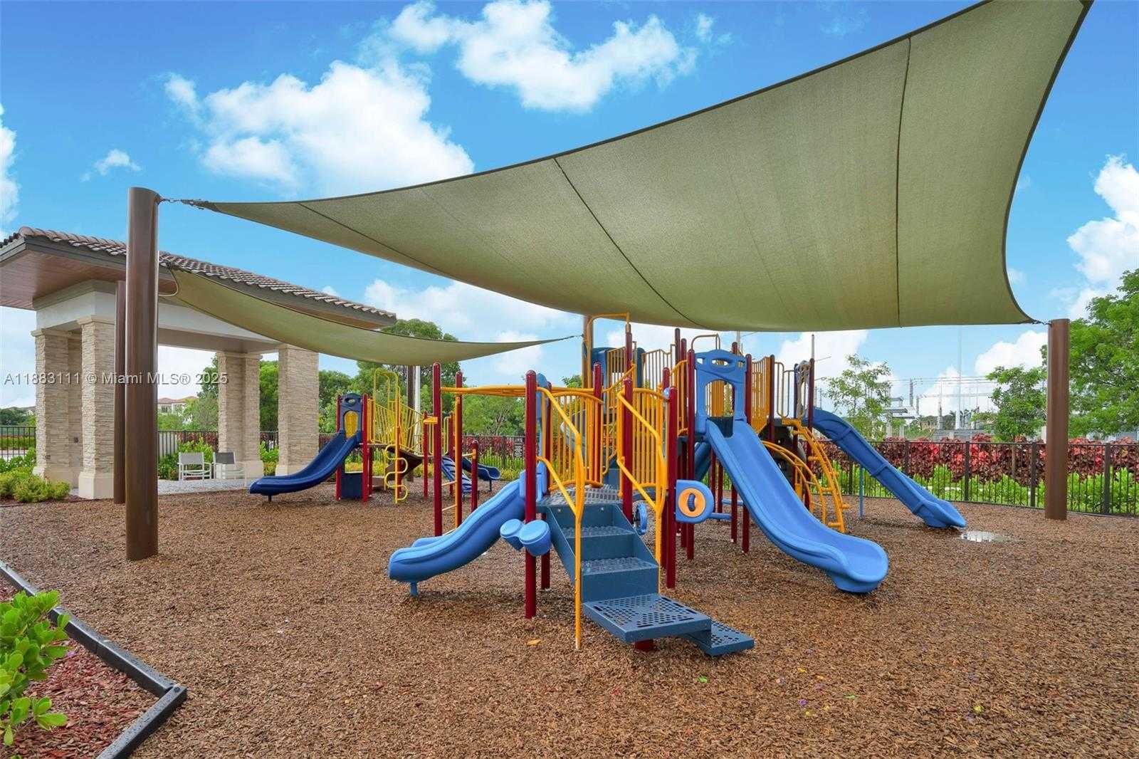 Small Image of 9805 NORTH WEST 89TH TER, Doral Number 72