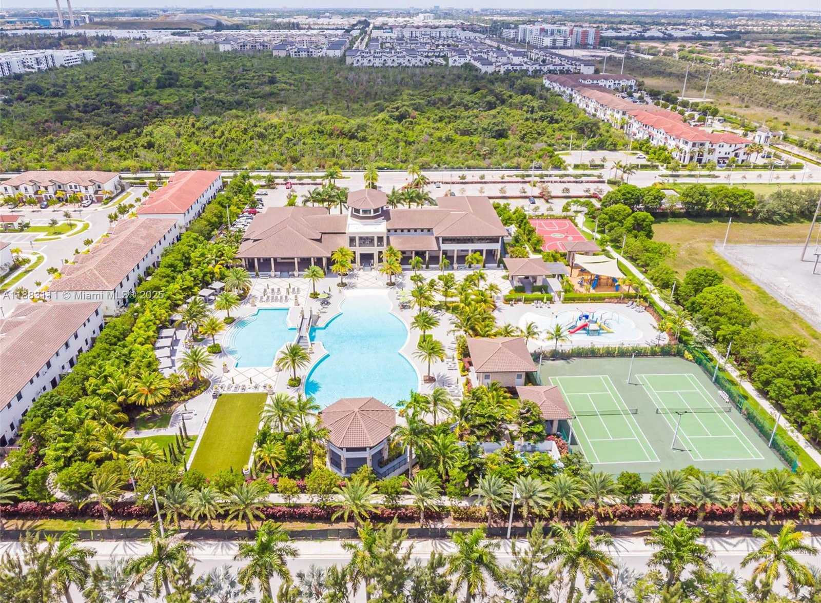Small Image of 9805 NORTH WEST 89TH TER, Doral Number 76