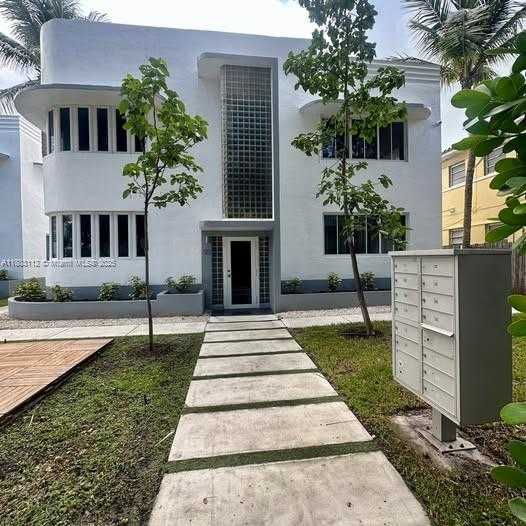 Small Image of 551 MICHIGAN AVE #123, Miami Beach Number 13