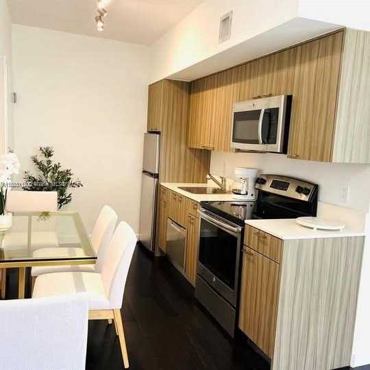 Small Image of 551 MICHIGAN AVE #123, Miami Beach Number 5