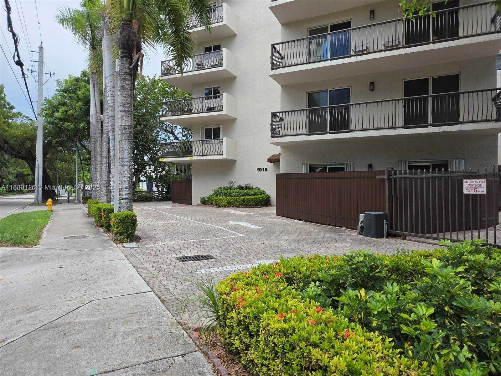 Small Image of 1918 BRICKELL AVE #402, Miami Number 2